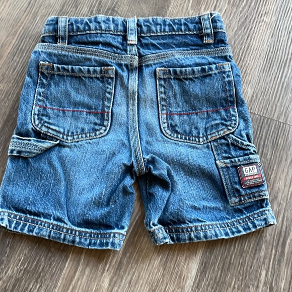 4/$20 Boys Gap Carpenter Jeans Shorts Sz 2 - Picture 3 of 3